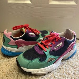 Adidas Falcon 9 US